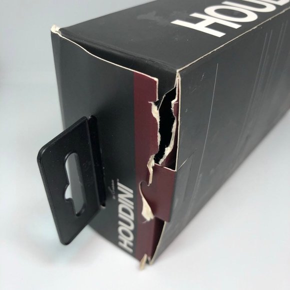 Houdini Aerating Red Wine Pourer - Picture 5 of 6